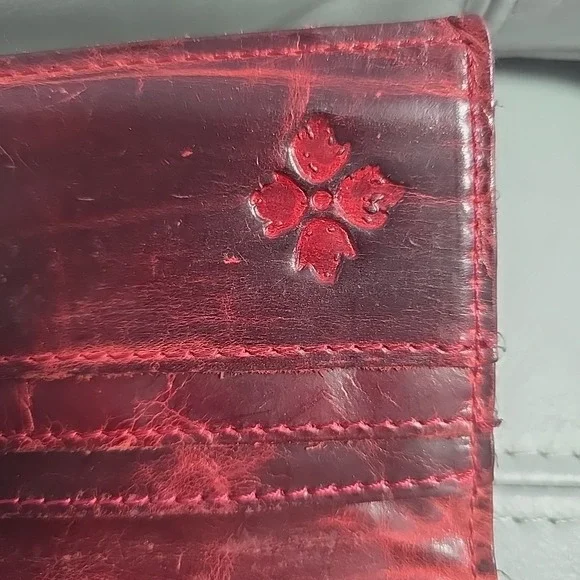 Patricia Nash Varesse Distressed Leather Studded Bifold Wallet Berry Red Tooled - Picture 3 of 9
